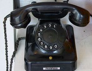 Telefon